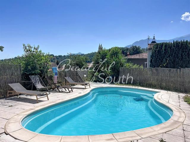 Demeure De Caractere Avec Piscine Et Jardin, Proche Prades 328m² Prades