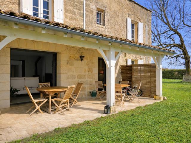 Demeure de charme avec piscine intérieure 237m² Saint Emilion
