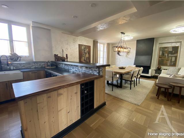 Demeure de charme en pierre du Vexin de 215m² sur un terrain de 550m² à FOLLAINVILLE