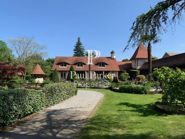 Demeure de prestige Montbizot 10 pièce s 441 m2 441m² Montbizot