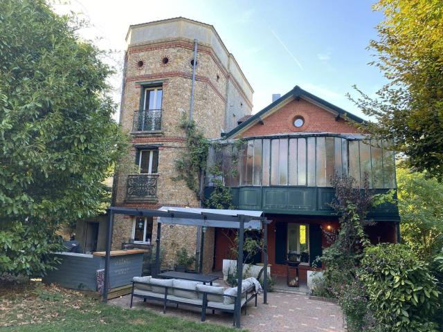 Demeure de 175 m² situé à L'Étang la Ville