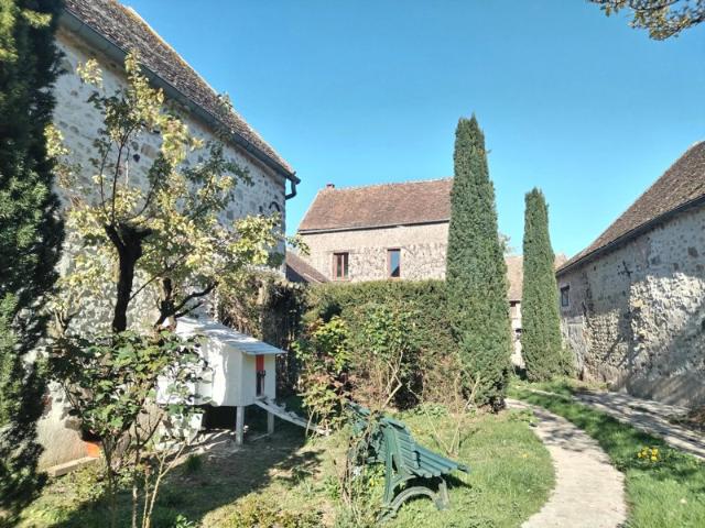 DEMEURE FAMILIALE 6P 3 CHAMBRES DÉPENDANCES