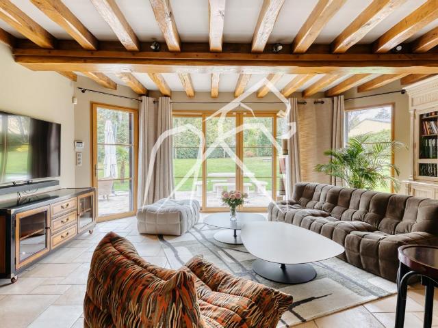 Demeure traditionnelle 9 pièces | Isneauville | 250 m²