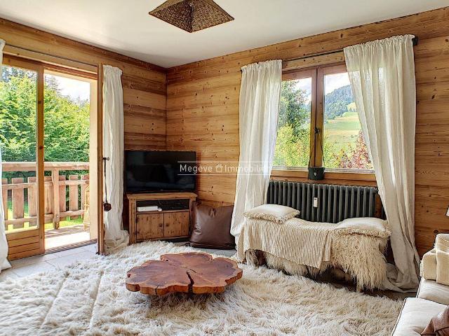 Demi chalet à louer à l'année pour 7 personnes