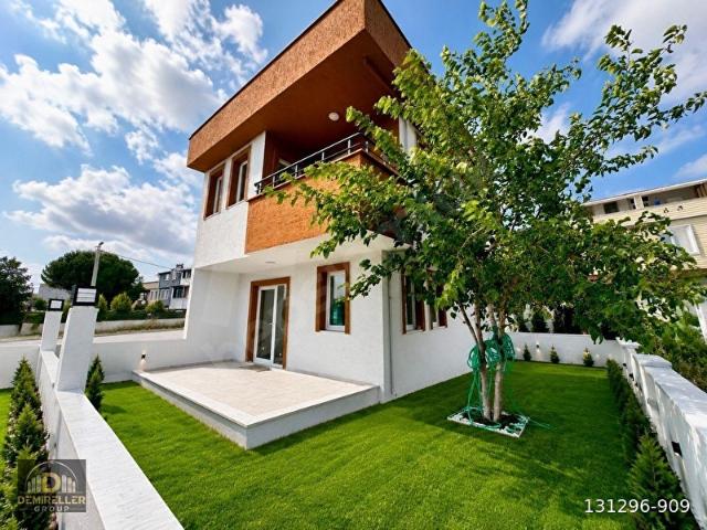 DEMİRELLER DENİZE ZİNCİR MARKETLERE YAKIN FIRSAT VİLLA