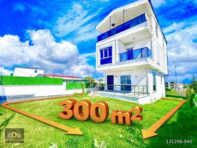 DEMİRELLER DENİZE 300 m GENİŞ AİLELERE SPECIAL 5+3 VİLLA