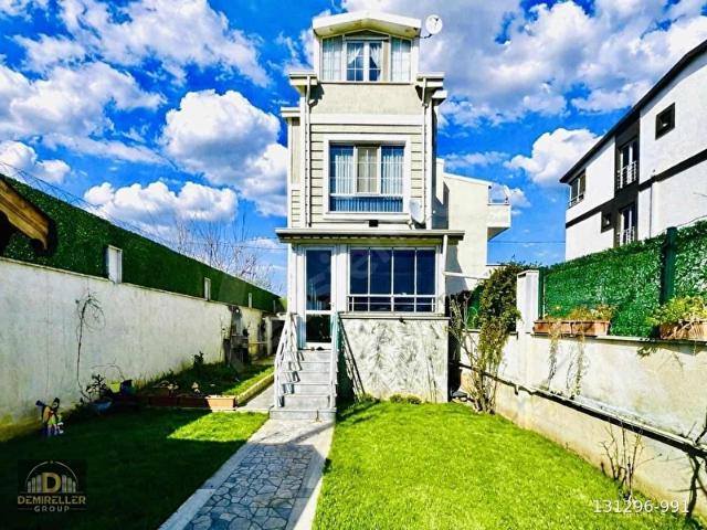 DEMİRELLERKÖŞEBAŞI HER KATTAN DENİZ MANZARALI 4+1 LUX YAZLIK