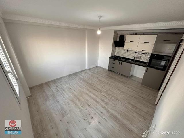 DEMİRHAN EMLAKTAN ATÜ KARŞISINDA 1+1 Ultra DAİRE SATILIK