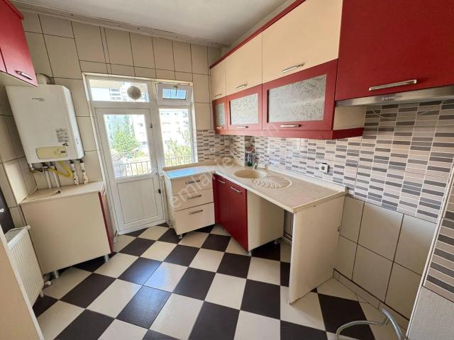 Demiröz'den Mendereste Okul Pazar Ulaşımın Dibinde 3+1 Kiralık Daire