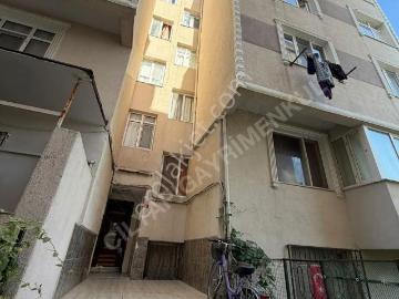 # Demirören Sitesi 2+1 Satılık Daire #