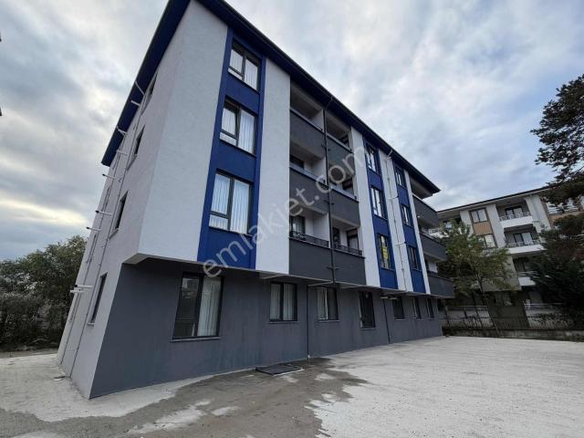 Demirbaş Gayrimenkulden Üni Böl. Sıfır Eşyalı 1+1 Kiralık Daire