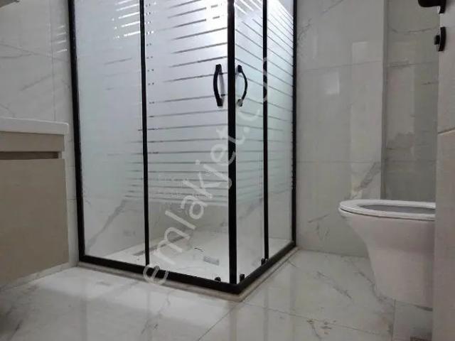 Demirel Mahallesinde Yüksek Giriş 1+1. 65m² Ayrı Mutfaklı Sıfır