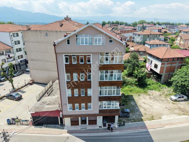 Demirel Gayrimenkul'den Çarşı Merkezi 125m2 Kiralık Daire