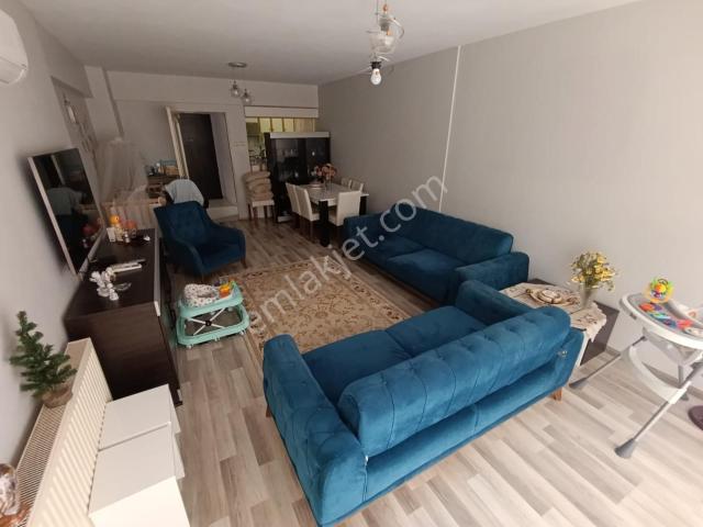 Demirköprüde 3+1 Arakat Ana Cadde Üstü Satılık Daire