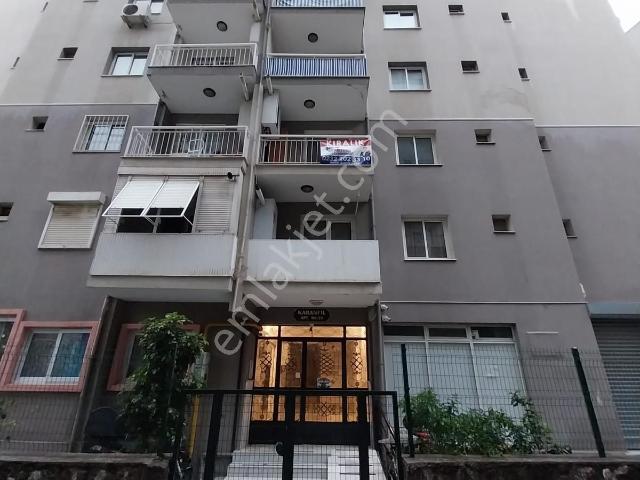 Demirköprü'de Altgeçit Yakını İyi Konumda Satılık 3+1 Daire