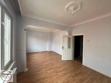Demirlan'dan Kiralık Cemaleddin Mahallesinde 2+1 Daire