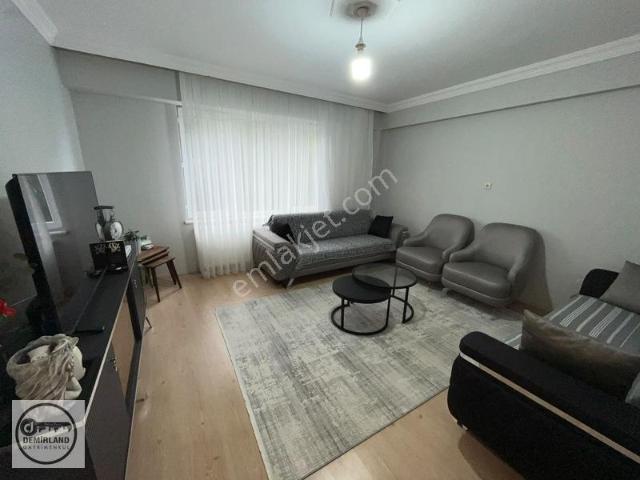 Demirland'dan Kiralık Yunus Emre'de 2+1 Bakımlı Daire
