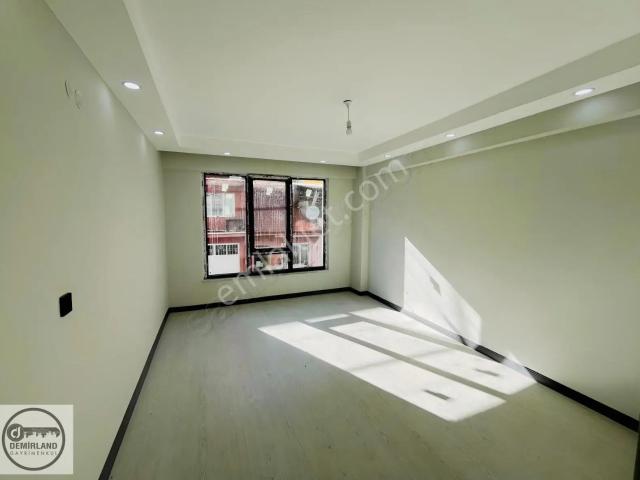 Demirland'dan Kiralık Yunus Emre'de 2+1 Sıfır Daire