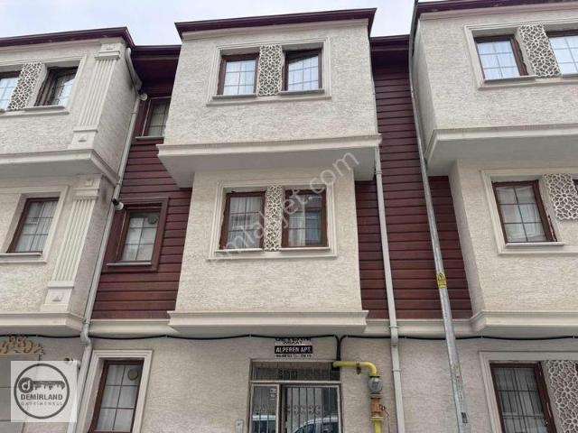 Demirland'dan Kiralık Saray Mahallesi'nde 1+1 Eşyalı Daire