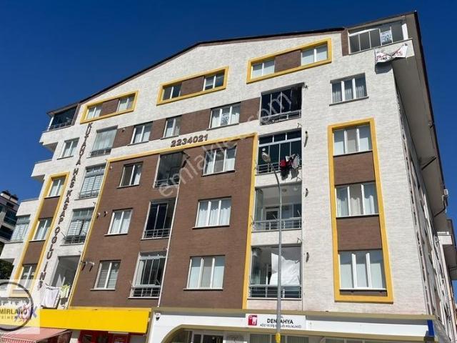 Demirland'dan Satılık Fatih Mahallesinde 3+1 Dubleks 180m² Daire