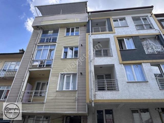 Demirland'dan Satılık Fuatpaşa Mahallesinde 2+1 Arakat Daire