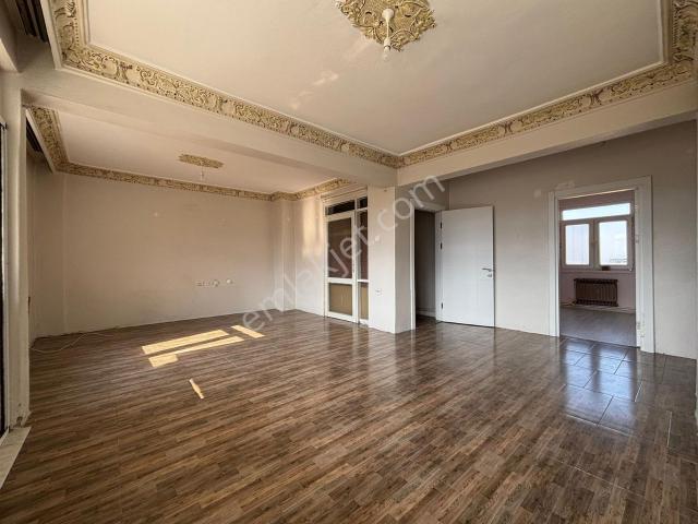 Demirler'den Adalet'te 3+1 Kiralık Daire