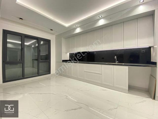 Demirler'den Selçuk Bey Mahallesine 3+1 Satılık Daire