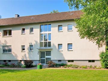 Perfekt für die kleine Familie, Bezugsfertig mit Balkon und modernem Wannenbad
