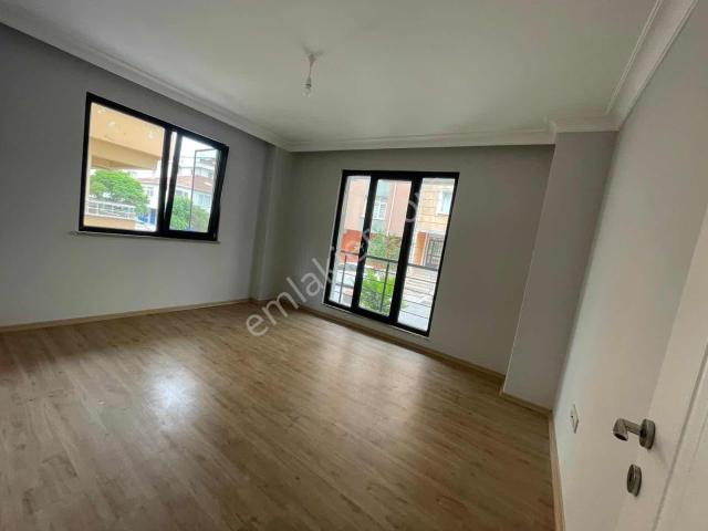 Demokrasi Caddesine 100m Mesafede 4+1 Ters Dubleks Daire