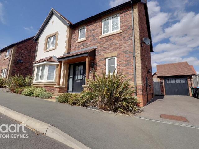 Denton Drive, Hanslope 3 bed detached house to rent £2,095 pcm £483 pw