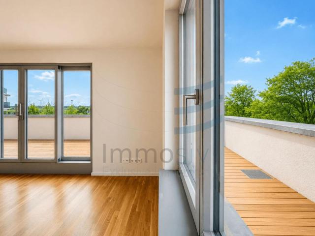 Den Spätsommer im Penthouse mit großer Terrasse genießen!