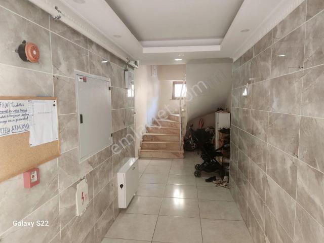 Denız Can Emlak Baglarbasi Saglik Ocağı Yanında 2+1arakat Daire
