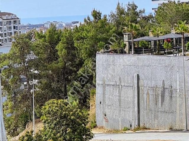 Denıze 900 Metre Alıp Veriş Merkezi Karşısı Çok Acil Satilik Dai