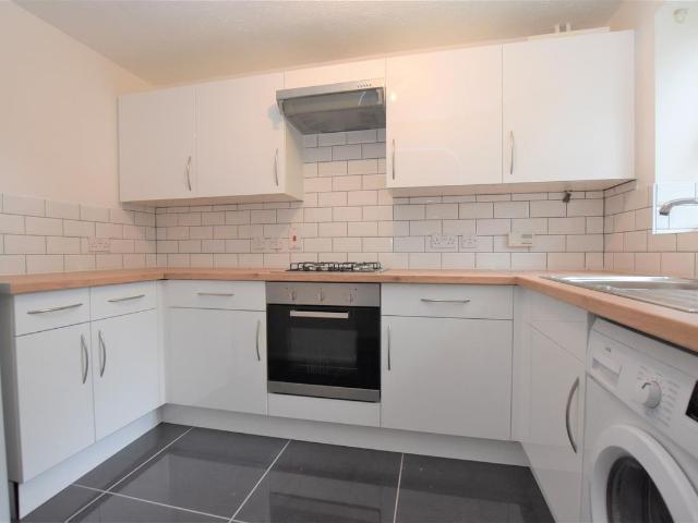 Denbeigh Place, Reading RG1, 2 bed semi detached house to rent, £1,700 pcm | PrimeLocation