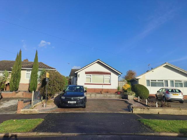 Denbigh Drive, Fareham, PO16 3 bed bungalow to rent £1,540 pcm £355 pw