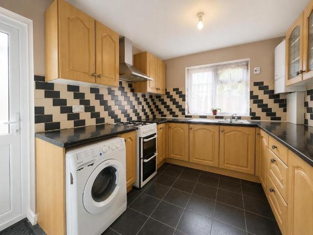Denbigh Road, London, E6 3 bed house to rent £2,250 pcm £519 pw