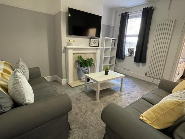 Denbigh Street, Chester 1 bed in a house share to rent £607 pcm £140 pw