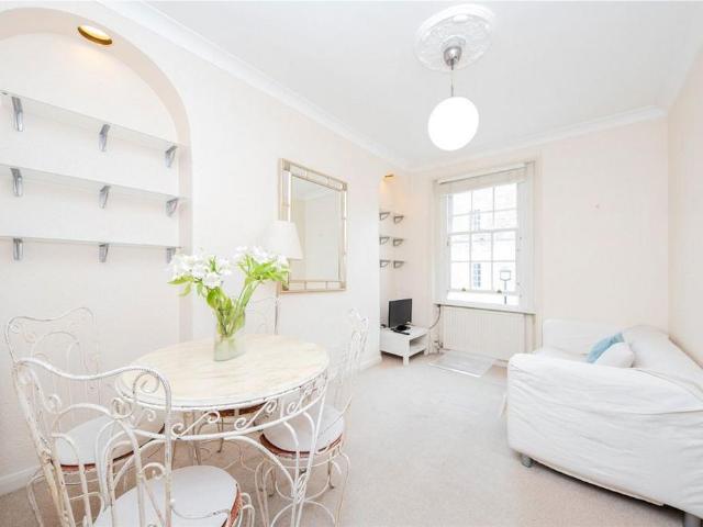 Denbigh Street, London SW1V 1 bed flat to rent £2,250 pcm £519 pw