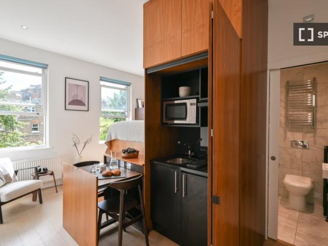 Dene Mansions, Dennington Park Road, London, NW6 1AY, United Kingdom | Studio apartment for rent #130773946 | Rentberry