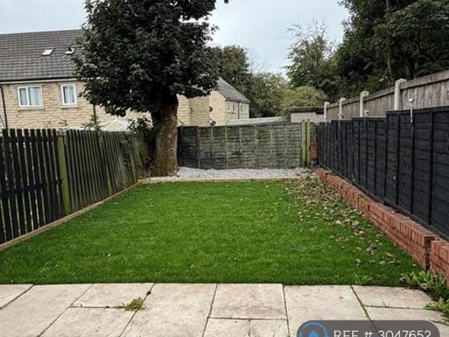 Dene Road, Bradford, BD6 3 bed terraced house to rent £1,050 pcm £242 pw