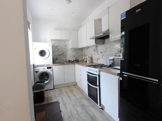 Denham Road, Sheffield S11, 4 bed shared accommodation to rent, £395 pcm | PrimeLocation