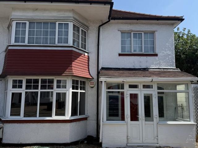 Denehurst Gardens, Hendon, Greater London NW4, 3 bed maisonette to rent, £2,500 pcm | PrimeLocation