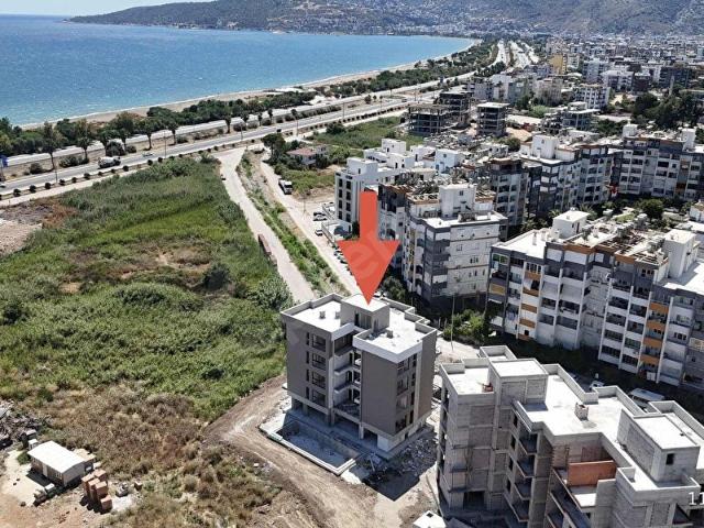 DENİZ MANZARALI VE HAVUZLU LÜKS SİTE İÇİNDE FIRSAT 1+1 DAİRE
