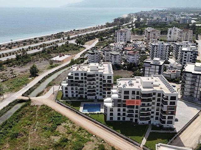 DENİZ MANZARALI VE ÇİFT HAVUZLU SİTE İÇİNDE BÜYÜK 1+1 REZİDANS