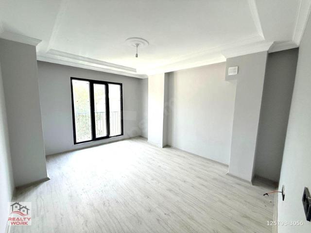 DENİZ VE KÖPRÜ MANZARALI ÇİFT GİRİŞLİ LÜKS DUBLEKS 3+1