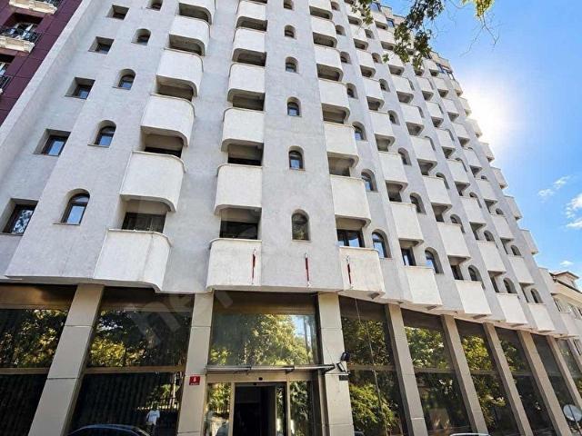 DENİZDEN ULUSTA 13 KATLI 9000 M2 KOMPLE OTEL BİNASI