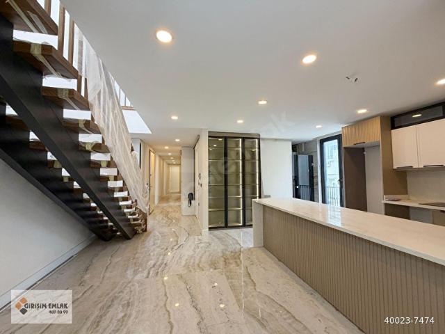 DENİZE SIFIR HAMAM JAKUZİ SAUNALI 4+2 TERASLI DUBLEKS