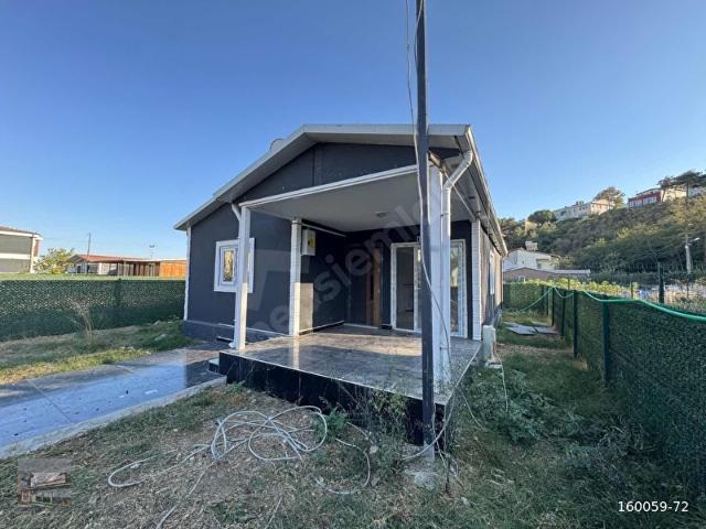DENİZE SIFIR 250 M ARSA İÇİNDE 90 M 2+1 MÜSTAKİL EV