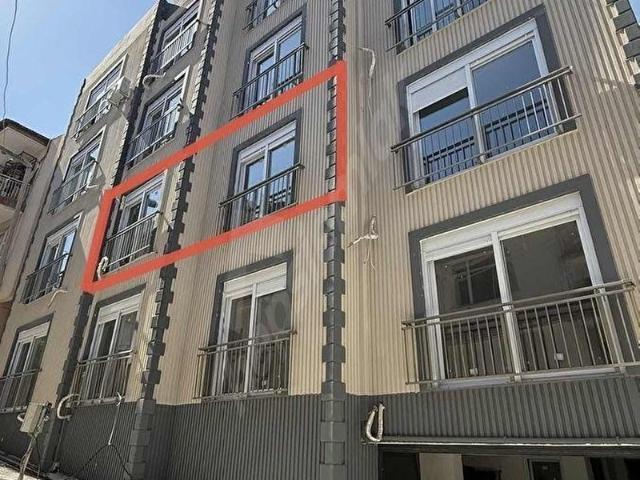 DENİZE 300 METRE OTURUMA HAZIR FIRSAT 1+1 ÖN CEPHE DAİRE
