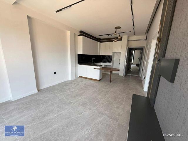DENİZLİ BEREKETLER MAHALLESİNDE SATILIK 1+1 LÜKS APART